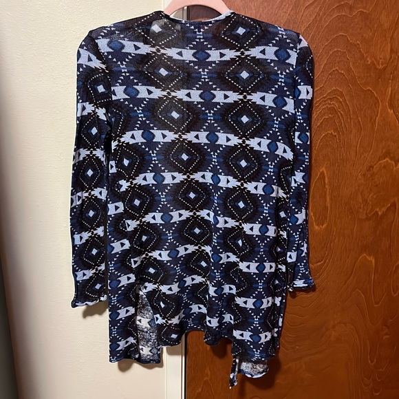 H&M Pattern Cardigan-EUC - Picture 6 of 7